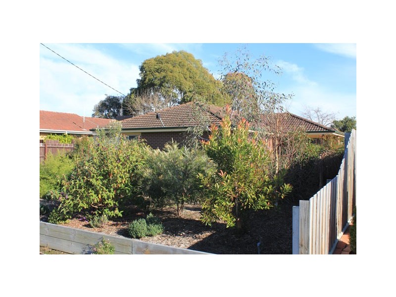 29 Hawthorn Crescent, Churchill VIC 3842