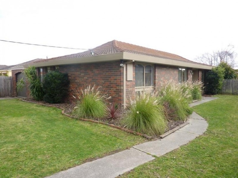 12 Poplar Avenue, Traralgon VIC 3844