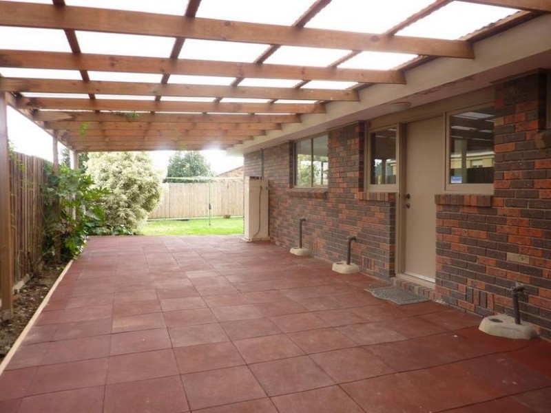 12 Poplar Avenue, Traralgon VIC 3844