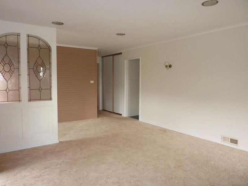 12 Poplar Avenue, Traralgon VIC 3844