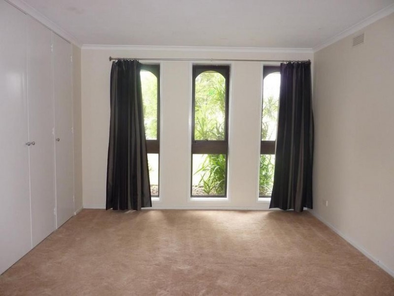 12 Poplar Avenue, Traralgon VIC 3844