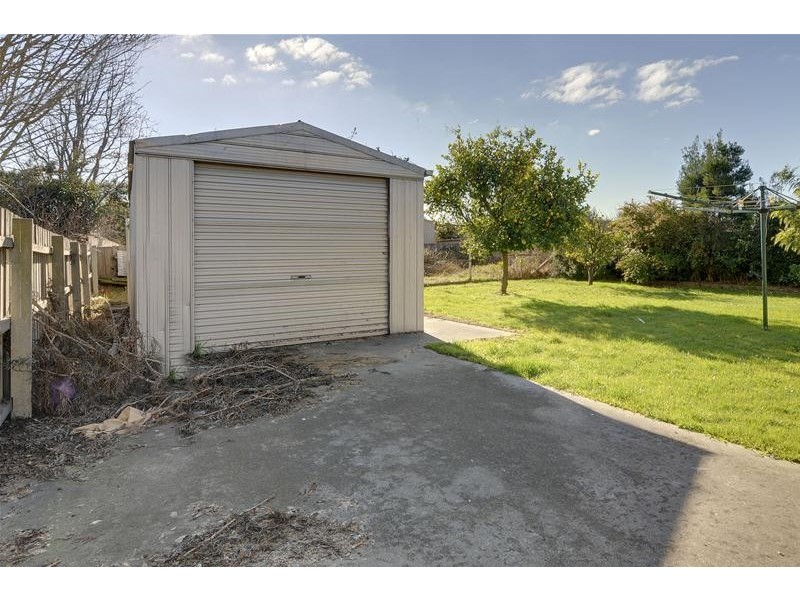 15 Saunders Crescent, Traralgon VIC 3844