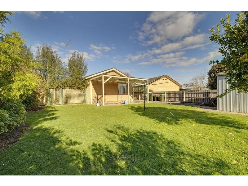 15 Saunders Crescent, Traralgon VIC 3844