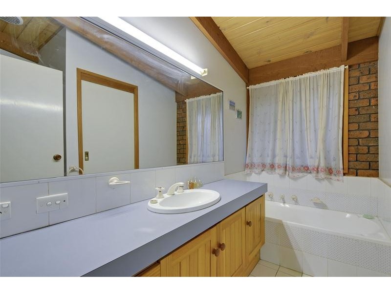 23 Coster Circle, Traralgon VIC 3844