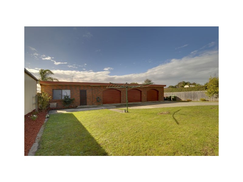 46 Parkwood Way, Traralgon VIC 3844