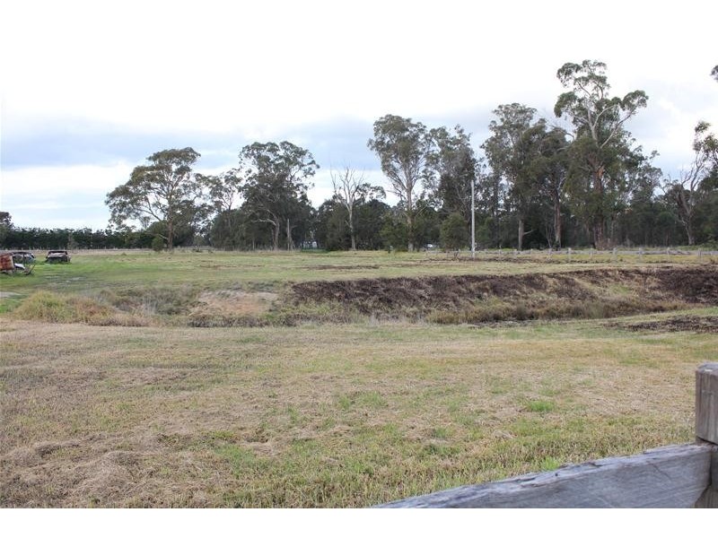 Lots 7 & 8 Stringers Road, Toongabbie VIC 3856