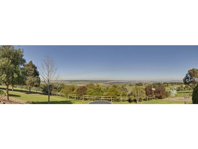 51 Nardinos Road, Yallourn North VIC 3825