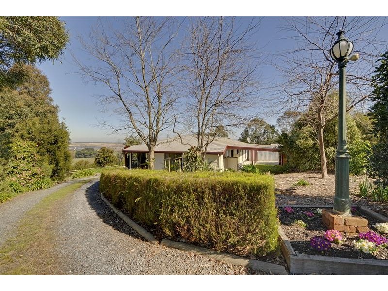 51 Nardinos Road, Yallourn North VIC 3825