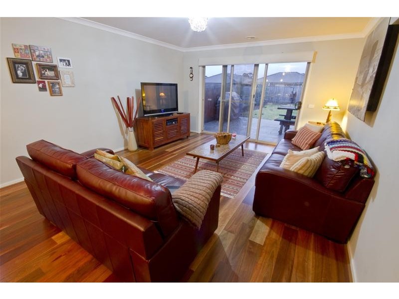 15 Roscommon Drive, Traralgon VIC 3844