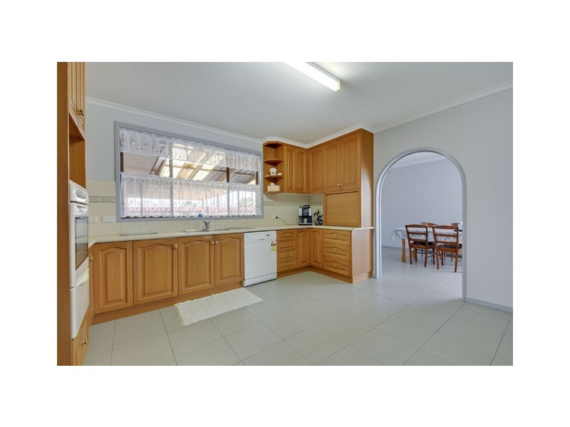 46 Parkwood Way, Traralgon VIC 3844