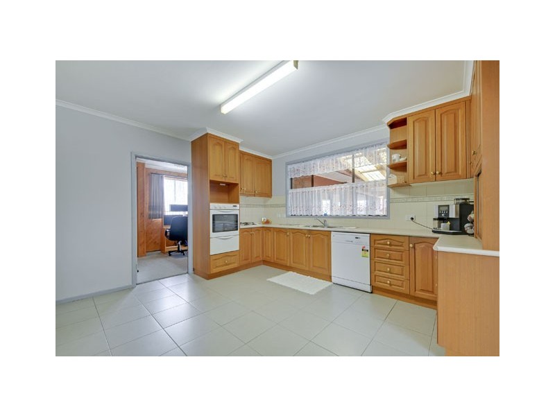 46 Parkwood Way, Traralgon VIC 3844