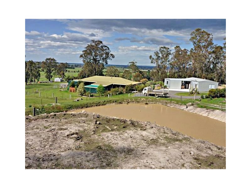 50 Sunderland Road, Glengarry VIC 3854