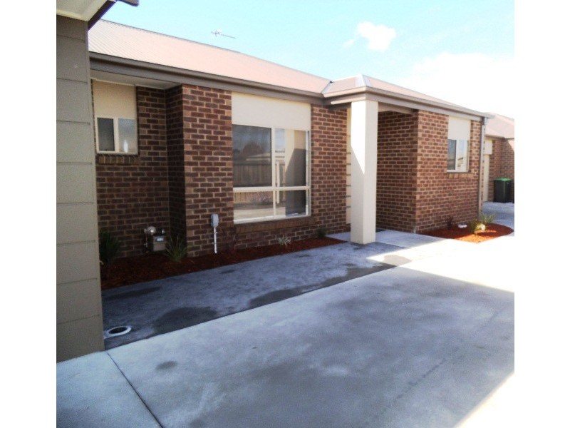 2/10 Greythorn Road, Traralgon VIC 3844