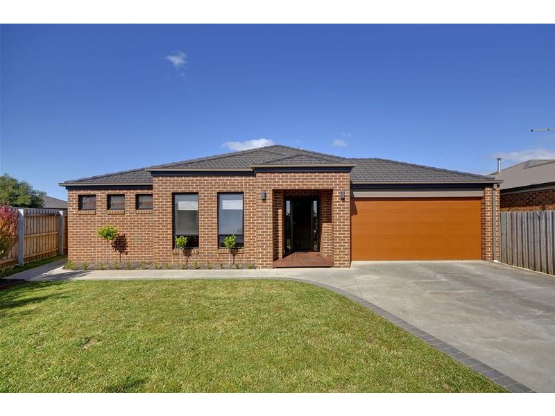 8 Mayo Close, Traralgon VIC 3844