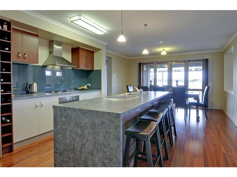 8 Mayo Close, Traralgon VIC 3844