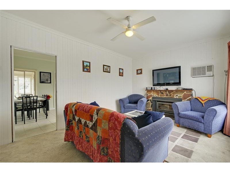 11 Donald Street, Morwell VIC 3840