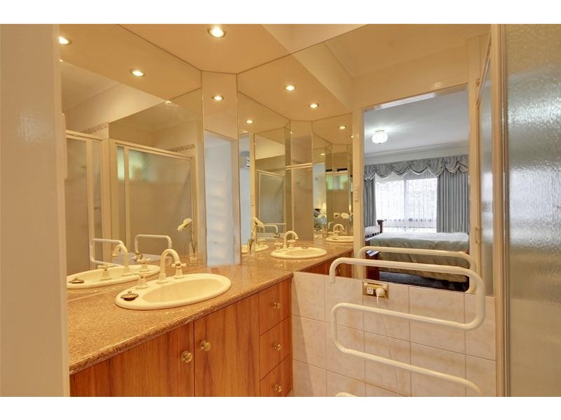 128 Vincent Road, Morwell VIC 3840