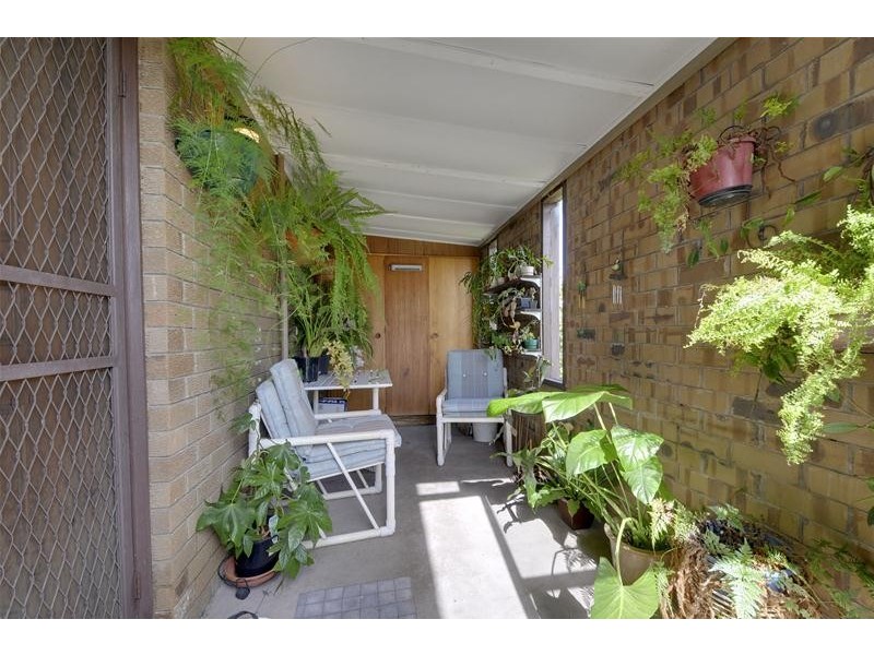 9 Wicks Crescent, Morwell VIC 3840