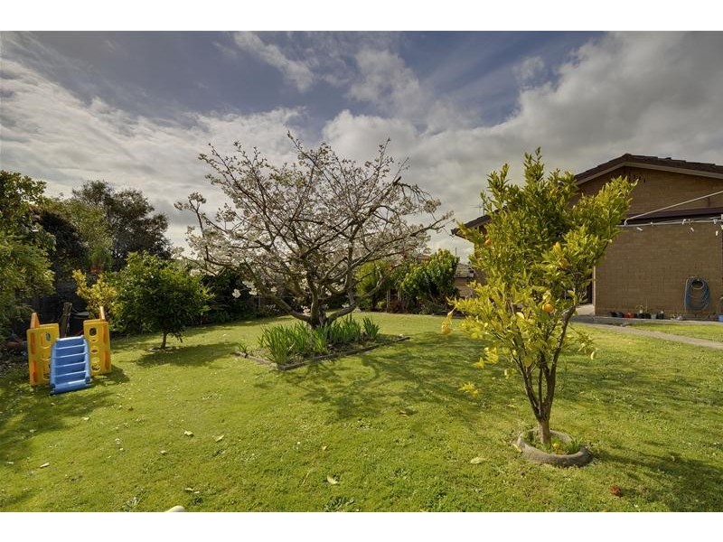 9 Wicks Crescent, Morwell VIC 3840