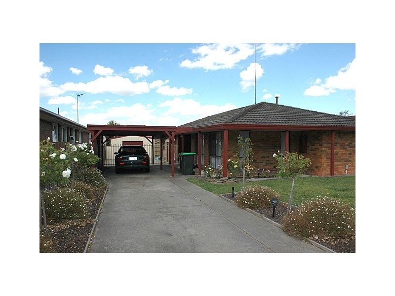 6 Sunset Place, Traralgon VIC 3844