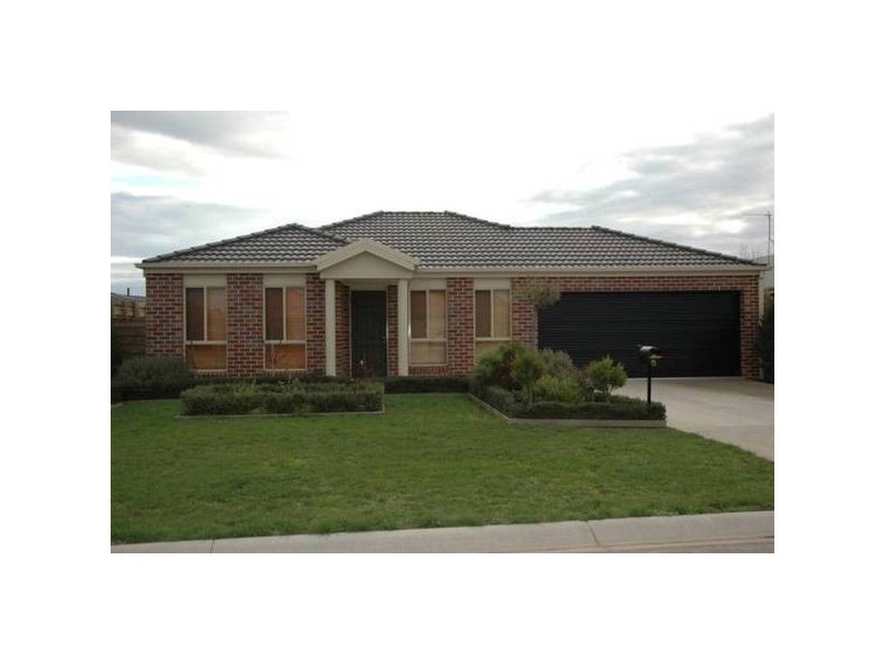 13 Tasman Close, Traralgon VIC 3844