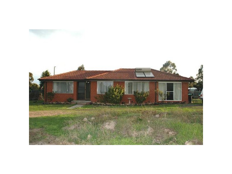 35-37 Sparks Lane, Toongabbie VIC 3856