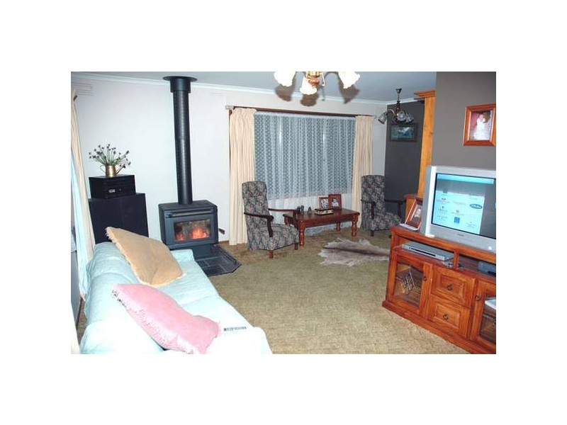 35-37 Sparks Lane, Toongabbie VIC 3856