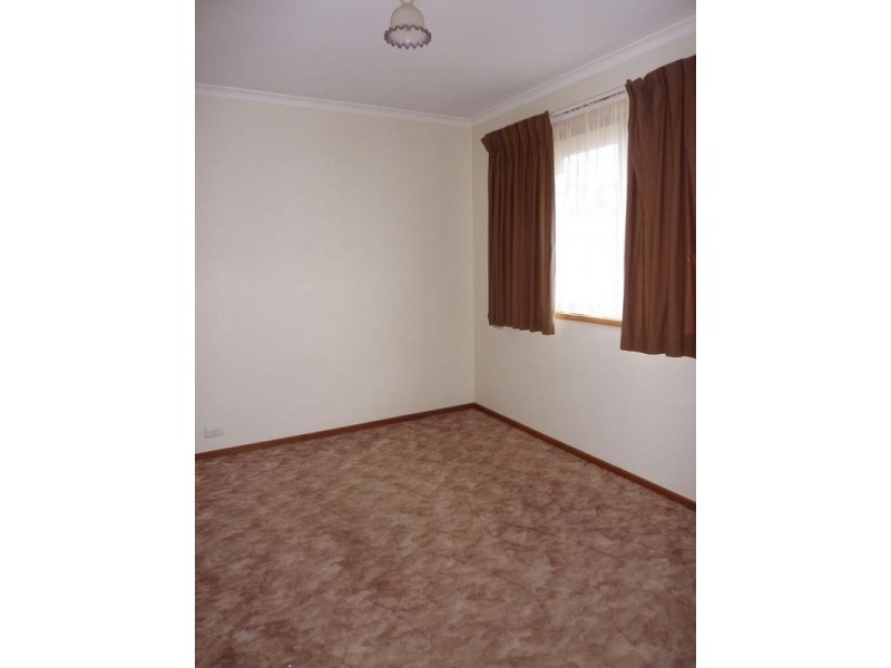 10B Swallow Grove, Traralgon VIC 3844