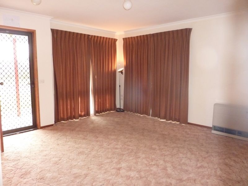 10B Swallow Grove, Traralgon VIC 3844