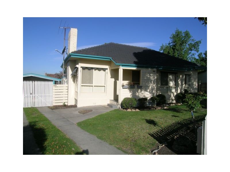 2 Barker Crescent, Traralgon VIC 3844