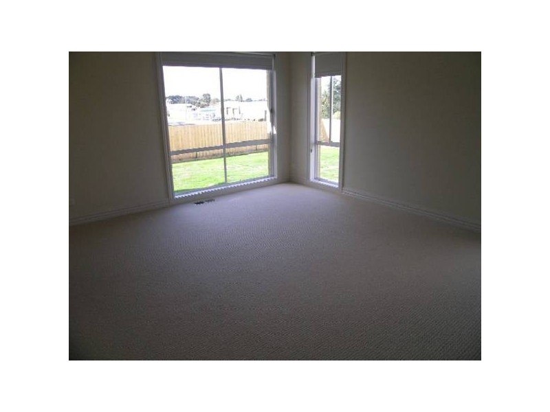 1/18 Fairway Drive, Traralgon VIC 3844