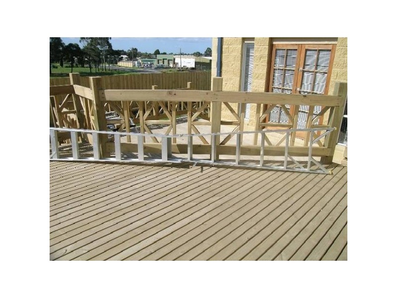 1/18 Fairway Drive, Traralgon VIC 3844