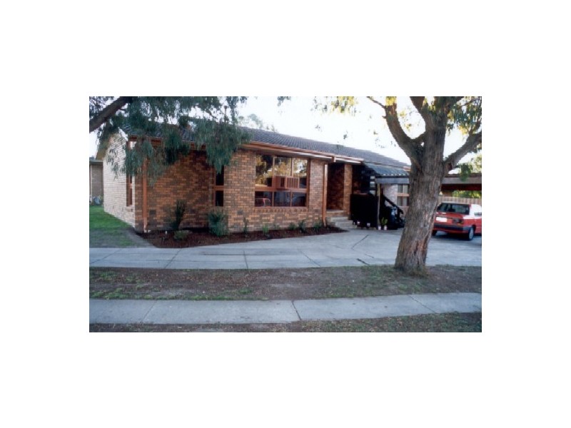 Sally Court, Traralgon VIC 3844