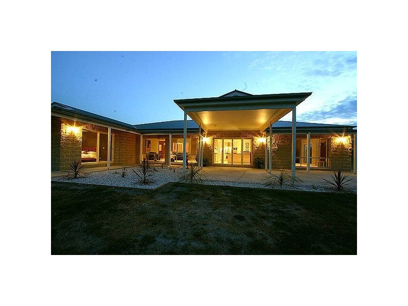 26 Madison Place, Hazelwood North VIC 3840