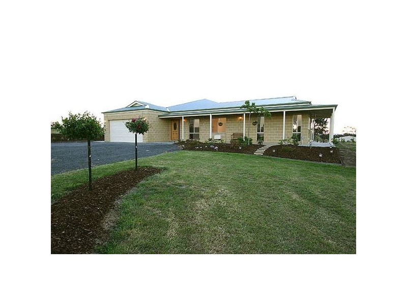 26 Madison Place, Hazelwood North VIC 3840