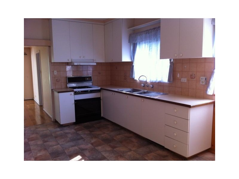 1 Gilwell Avenue, Traralgon VIC 3844