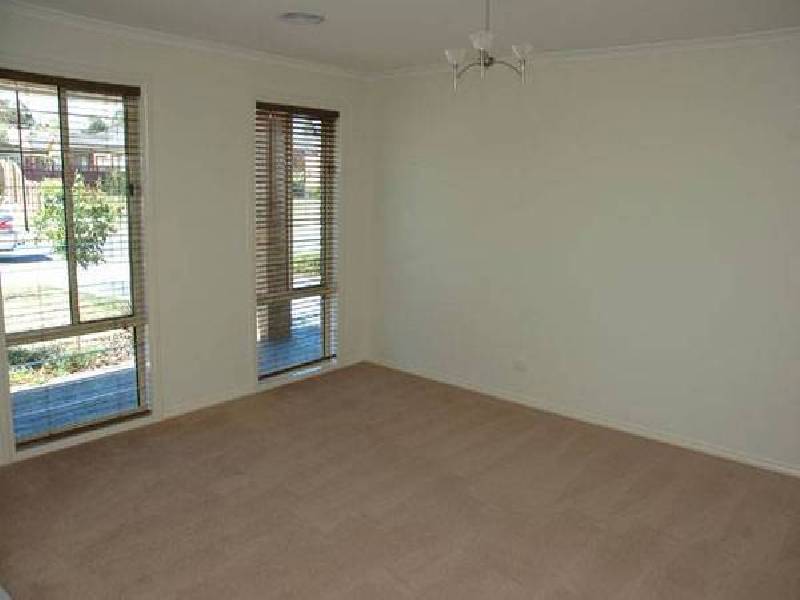 The Avenue, Traralgon VIC 3844