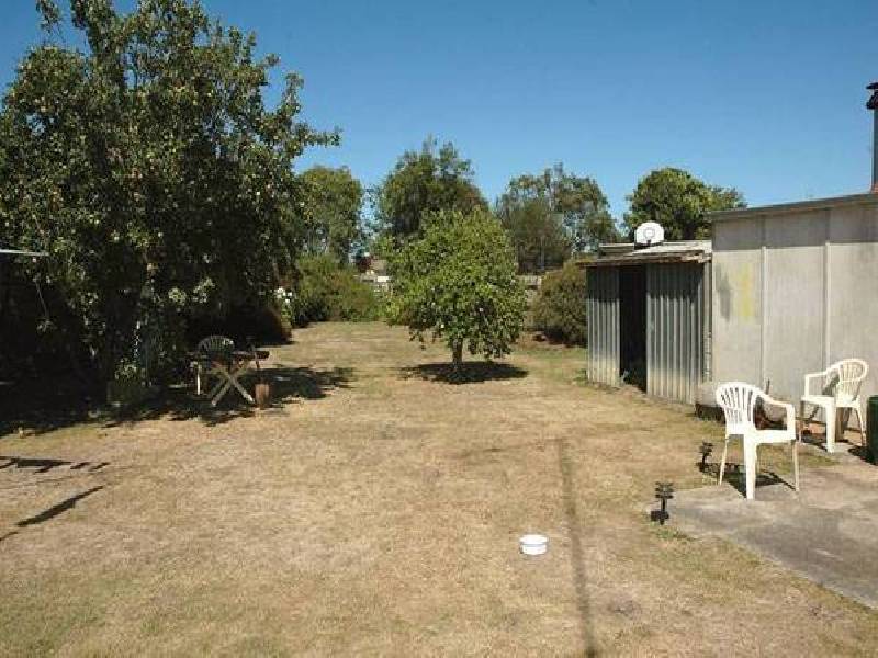 17 Ambrose Avenue, Traralgon VIC 3844
