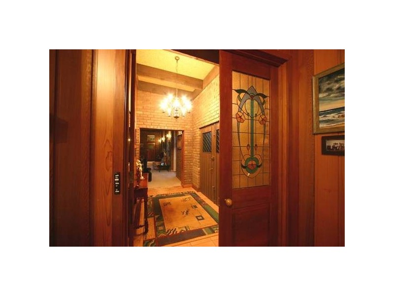 35 COOLOONGATTA DRIVE, Tyers VIC 3844