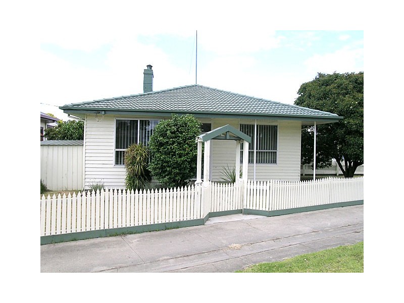 61 Queens Parade, Traralgon VIC 3844