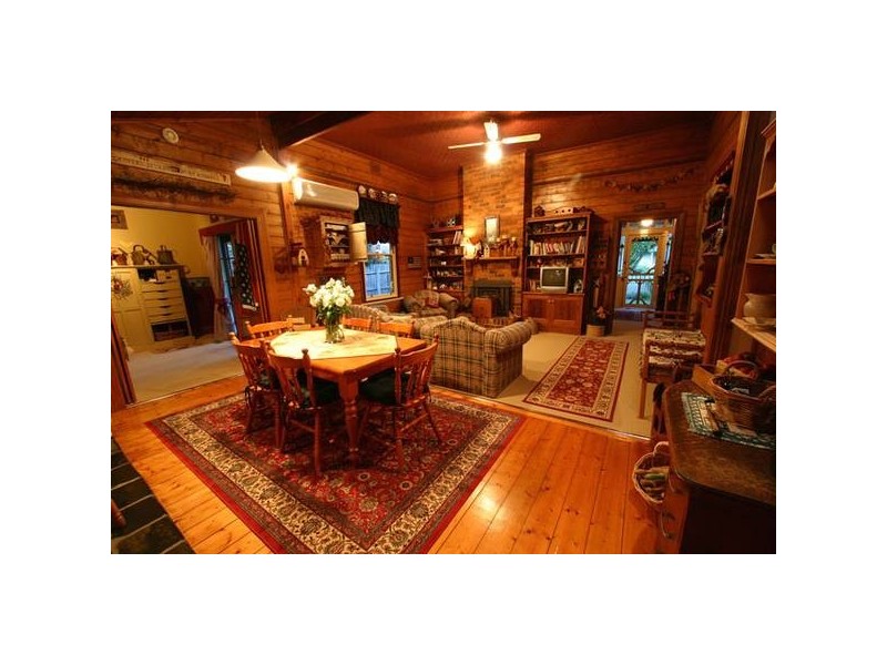 THOMAS STREET, Traralgon VIC 3844