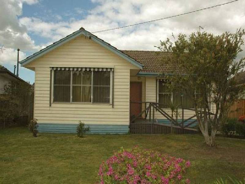 36 JUNIER STREET, Morwell VIC 3840