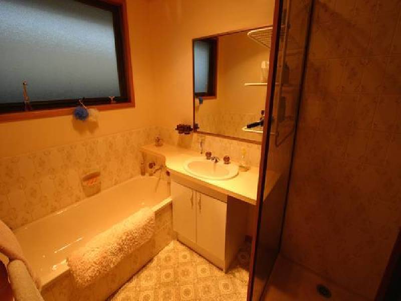 2 BIRREGUN COURT, Traralgon VIC 3844