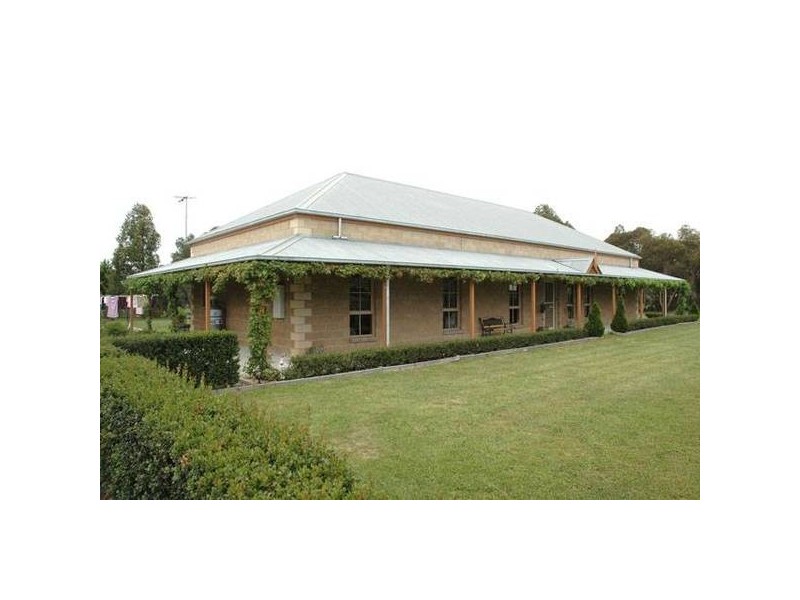 16-22 KING ROAD, Glengarry VIC 3854