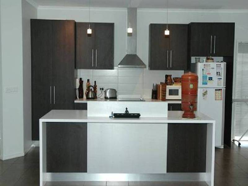 SHERWOOD COURT, Traralgon VIC 3844