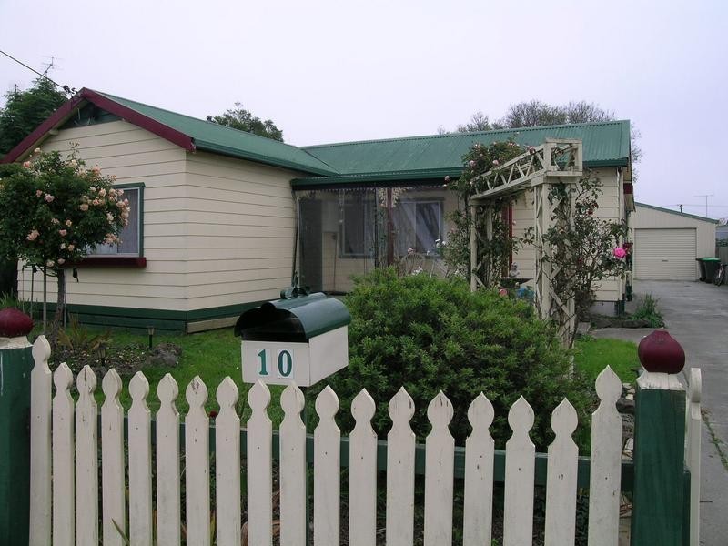 10 Hicks Court, Traralgon VIC 3844
