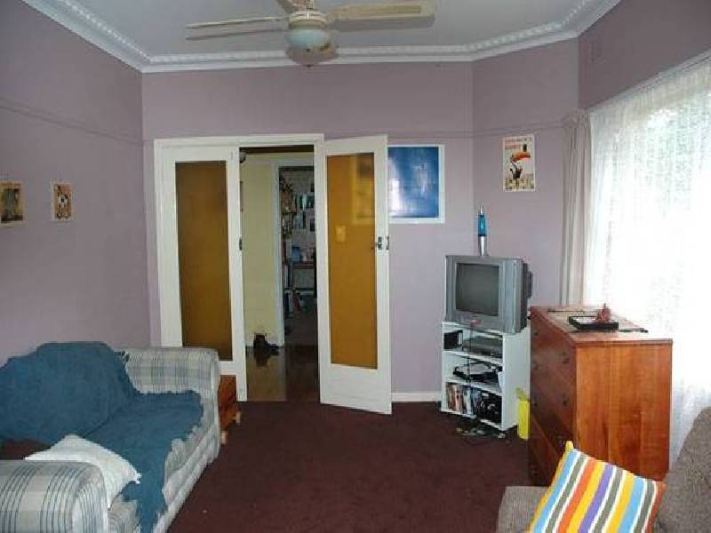 BANK STREET, Traralgon VIC 3844