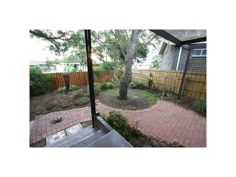 18 Latrobe Crescent, Traralgon VIC 3844