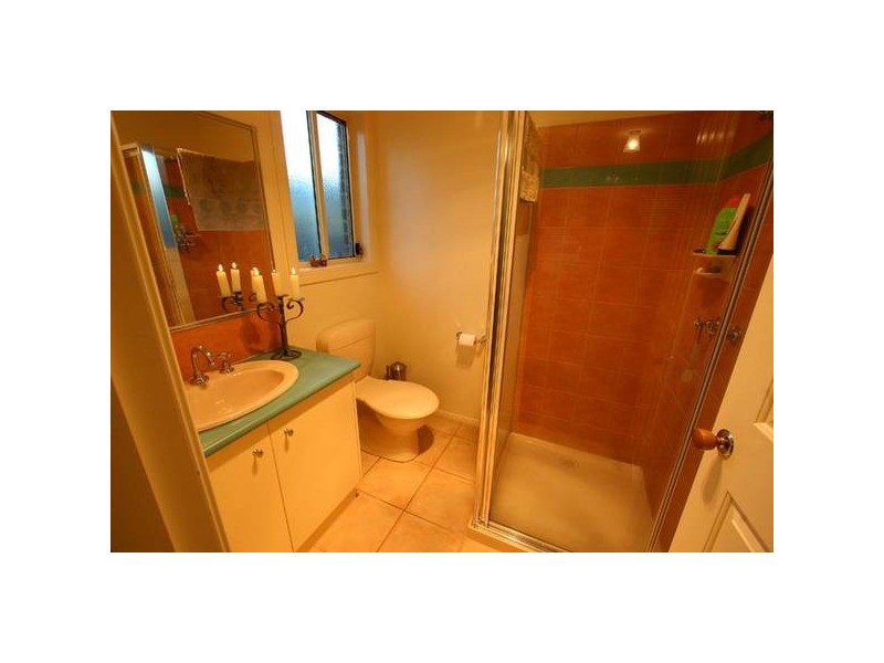 Ellavale Drive, Traralgon VIC 3844