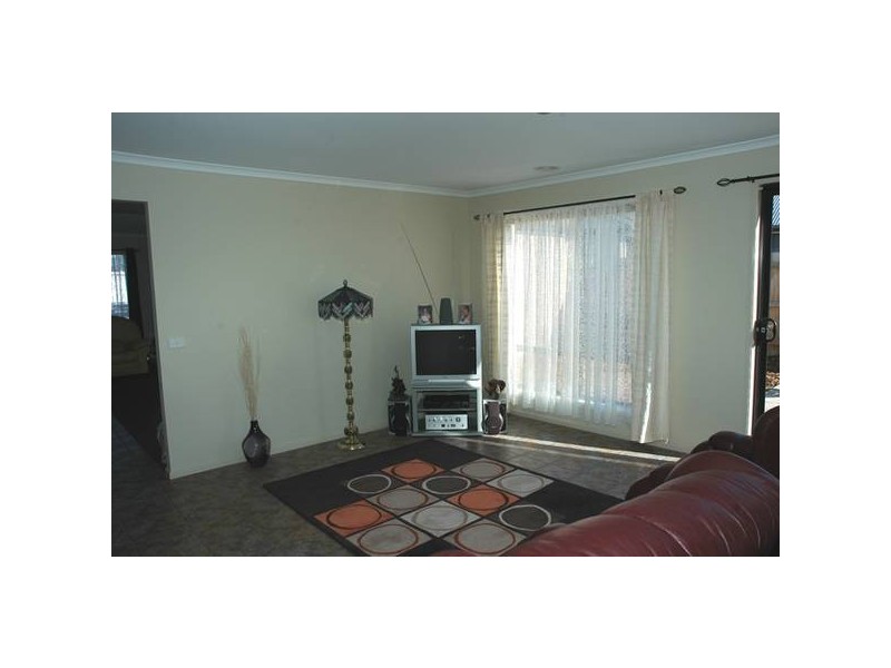 93 Ellavale Drive, Traralgon VIC 3844
